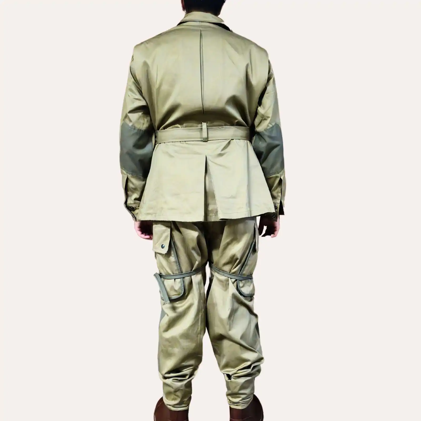 Tenue parachutiste US M42