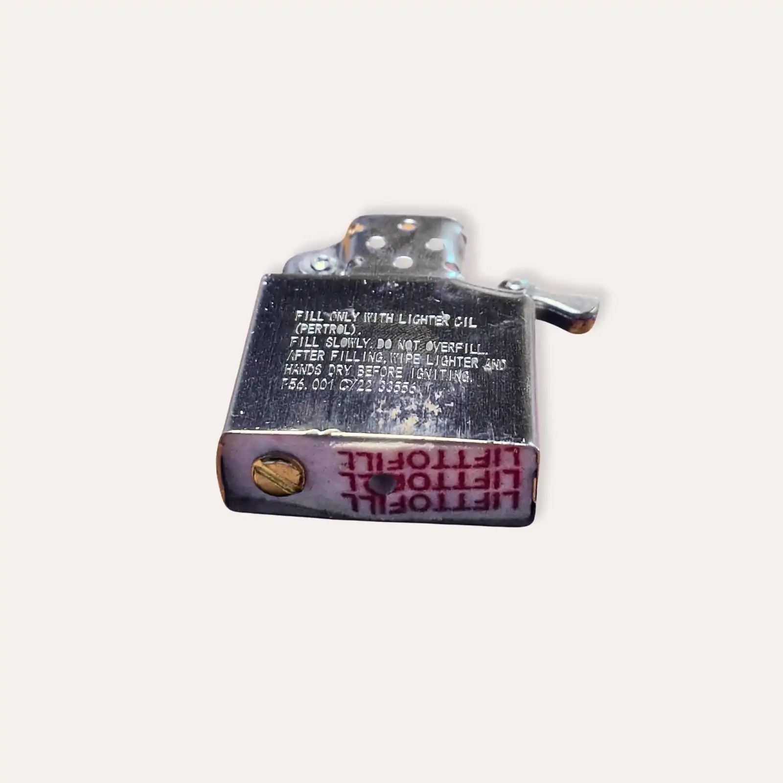 Briquet type zippo Rosie the riveter