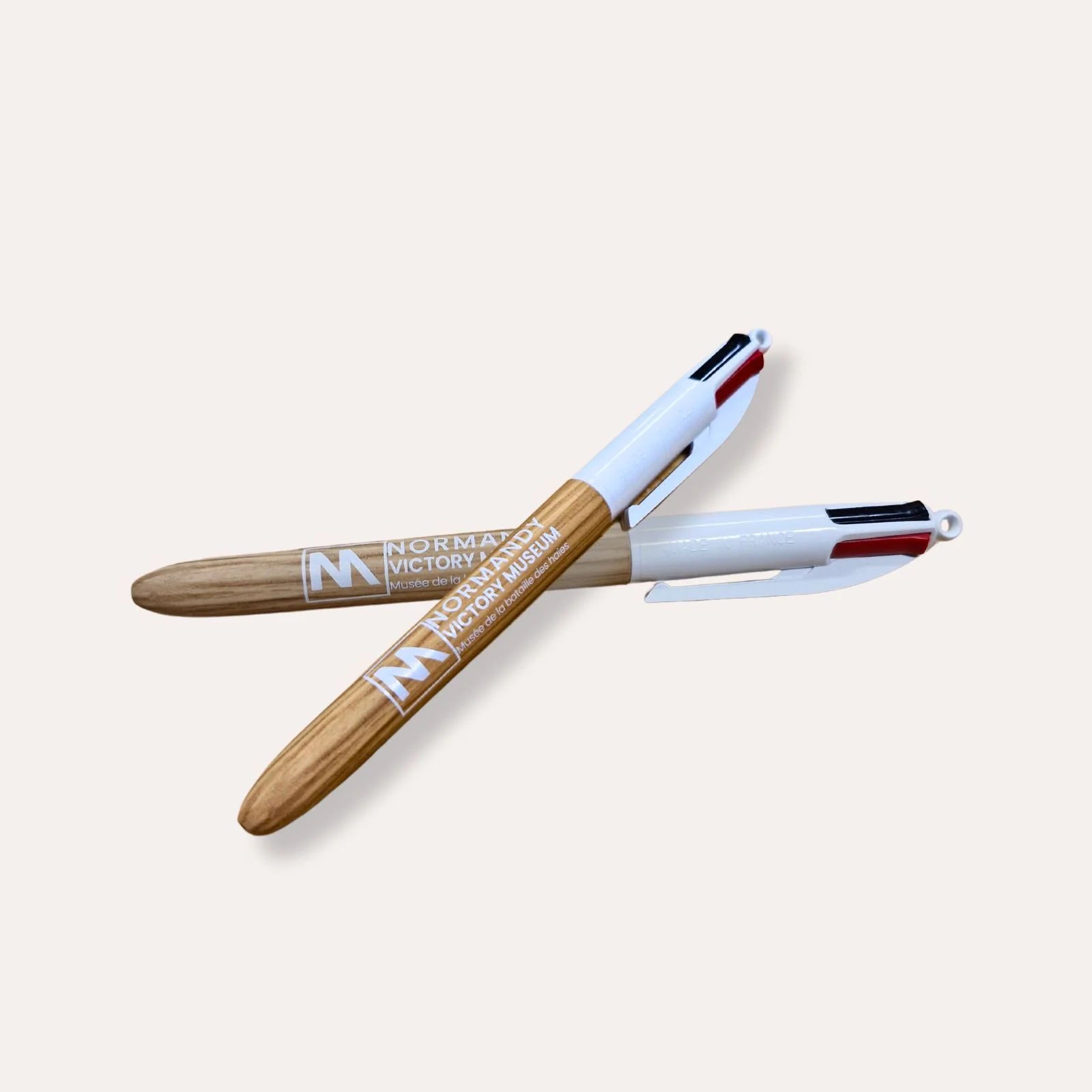 Stylo BIC - 4 couleurs NVM